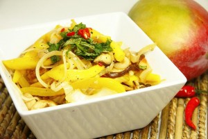 Spicy Chilli Mango Noodles - A delicious Tropical Dish!